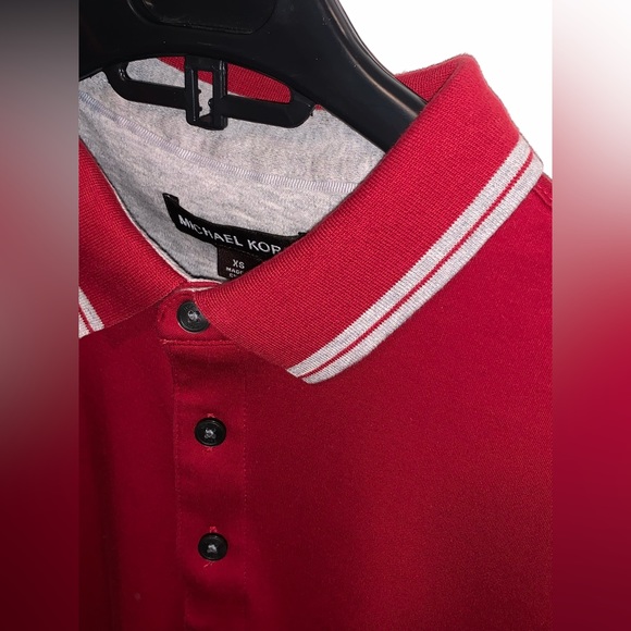 Michael Kors Men's Greenwich Logo Jacquard Polo Shirt - Ruby Red - Picture 6 of 7